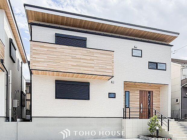 閑静な住宅街の一角、ひと時のくつろぎが生まれ、ゆっくりと愛着が育まれていきます。