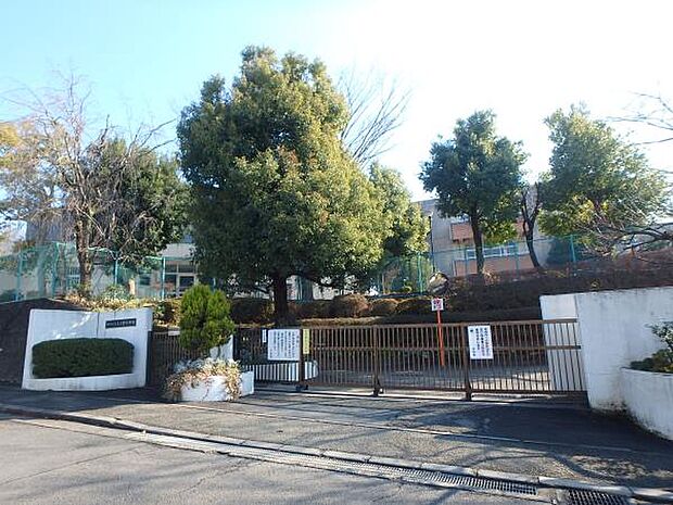 もえぎ野中学校
