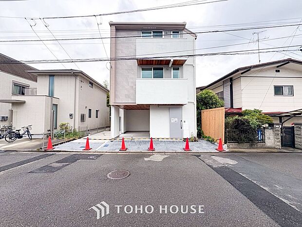 忙しく過ぎゆく日常を置き去るほど、ゆったりした時間が流れる住環境。