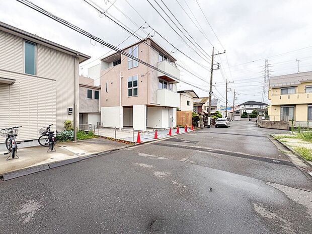 忙しく過ぎゆく日常を置き去るほど、ゆったりした時間が流れる住環境。