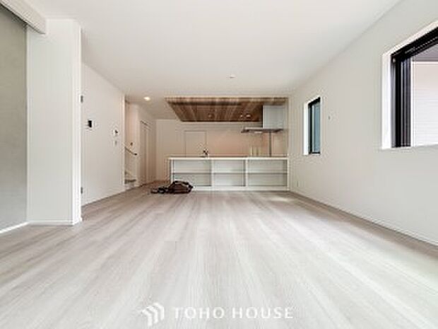 空気感という居心地の良いBGMは、暮らしのステージを彩り、心のやすらぎと満足感を与えてくれます。