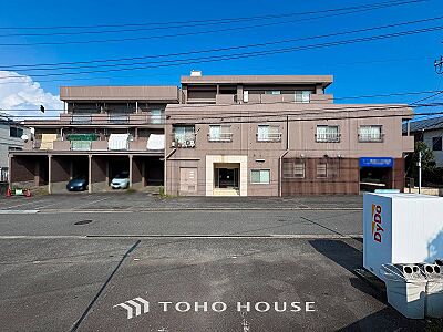 外観:時代の流れに惑わされないシックなカラートーンで街並みに溶け込む外観。 外観:時代の流れに惑わされないシックなカラートーンで街並みに溶け込む外観。