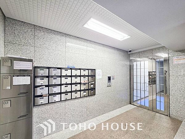 明るく開放感あるロビーは日常のオン・オフを切り替えてくれる大切な空間です。