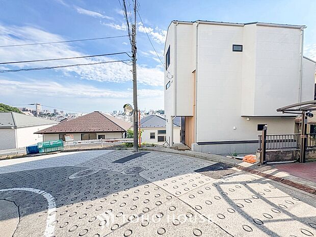 落ち着きのある閑静な住宅街。きっとここからご家族のかけがえのない想い出が作られることでしょう。