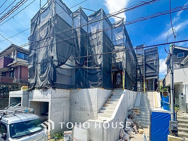 時間のゆとりと空間、爽やかな陽光がもたらす光と風を贅沢なまでに感じる暮らしが始まります。