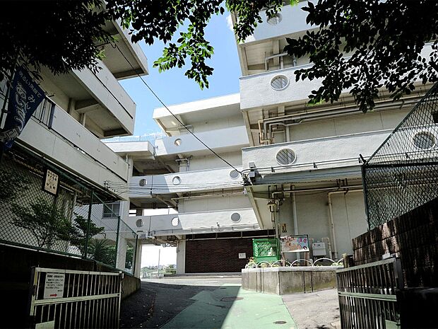 横浜市立屏風浦小学校