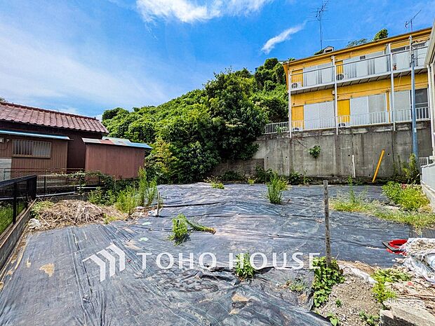 閑静な住宅地で小さなお子様がいるご家族にも安心な住環境が魅力です。