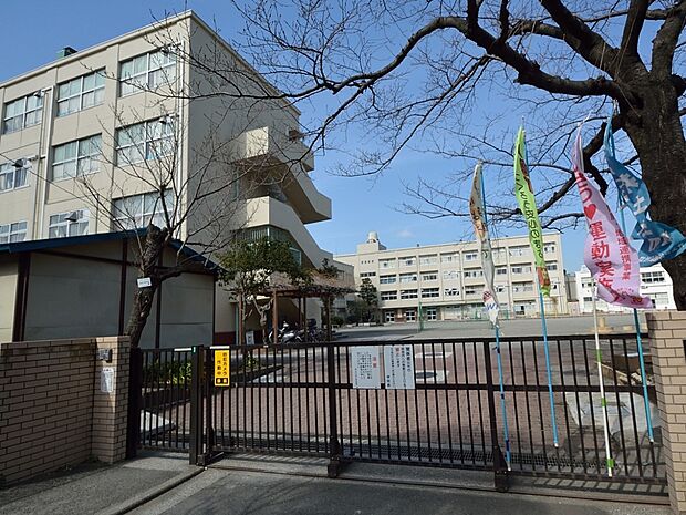井土ヶ谷小学校