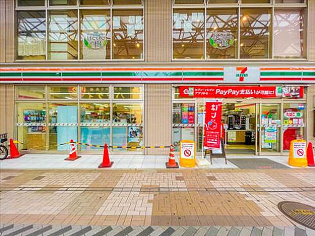 24時間営業ですので、急な買い物に便利です。