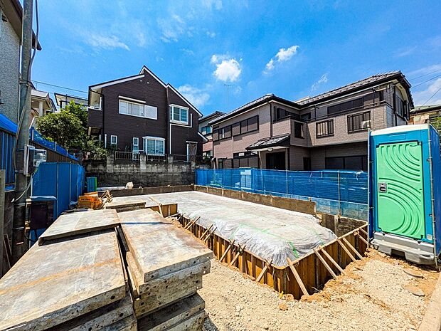 落ち着きのある閑静な住宅街。きっとここからご家族のかけがえのない想い出が作られることでしょう。