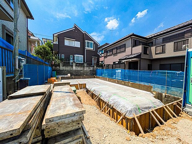 閑静な住宅地で小さなお子様がいるご家族にも安心な住環境が魅力です。