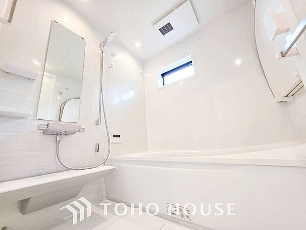 快適な使い心地とゆとりある空間が1日の疲れを解きほぐすバスルーム。