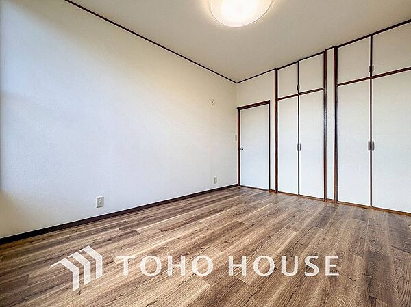 1日の疲れを癒し、心地よく寛げるようゆったりとした広さを確保しています。
