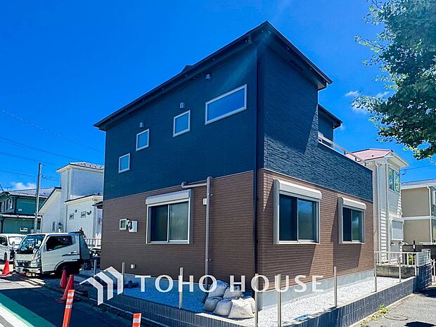 閑静な住宅街の一角、ひと時のくつろぎが生まれ、ゆっくりと愛着が育まれていきます。