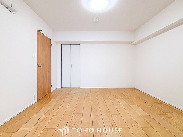 1日の疲れを癒し、心地よく寛げるようゆったりとした広さを確保しています。