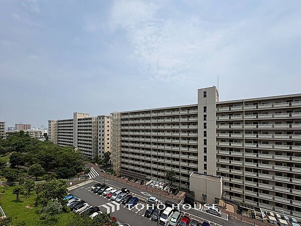 開放的で気持ちの良い眺望と青い空を満喫できます。