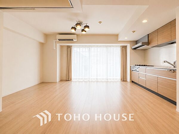 空気感という居心地の良いＢＧＭは、暮らしのステージを彩り、心のやすらぎと満足感を与えてくれます。