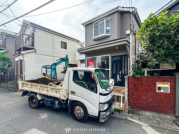 閑静な住宅地で小さなお子様がいるご家族にも安心な住環境が魅力です。