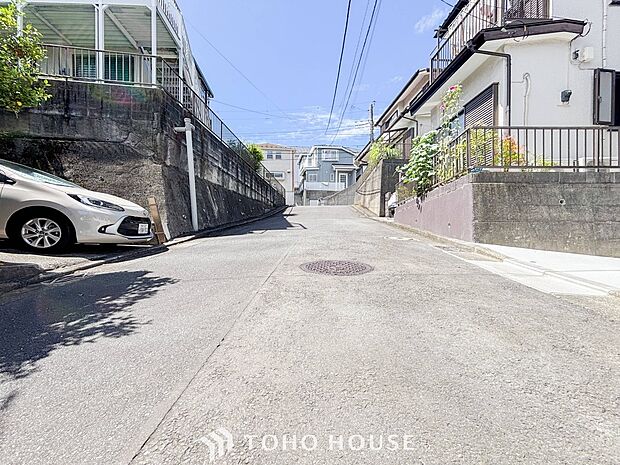 忙しく過ぎゆく日常を置き去るほど、ゆったりした時間が流れる住環境。