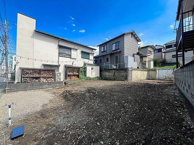 表現された空間は豊かな光と風を纏い、暮らしの時間を豊かにしてくれます。