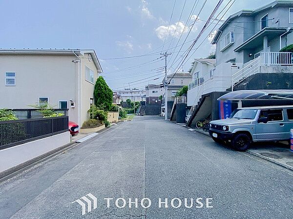 落ち着きのある閑静な住宅街。きっとここからご家族のかけがえのない想い出が作られることでしょう。