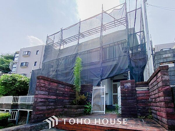 忙しく過ぎゆく日常を置き去るほど、ゆったりした時間が流れる住環境。