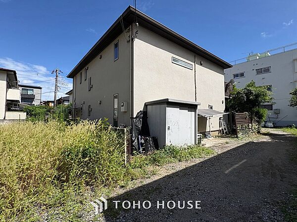 閑静な住宅地で小さなお子様がいるご家族にも安心な住環境が魅力です。