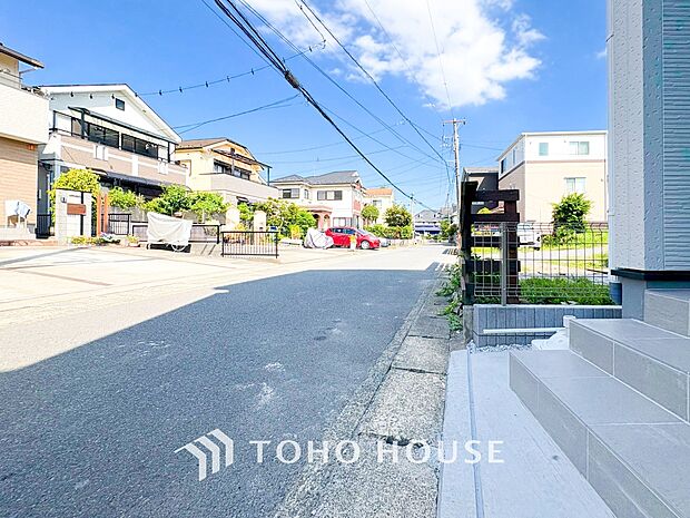 忙しく過ぎゆく日常を置き去るほど、ゆったりした時間が流れる住環境。