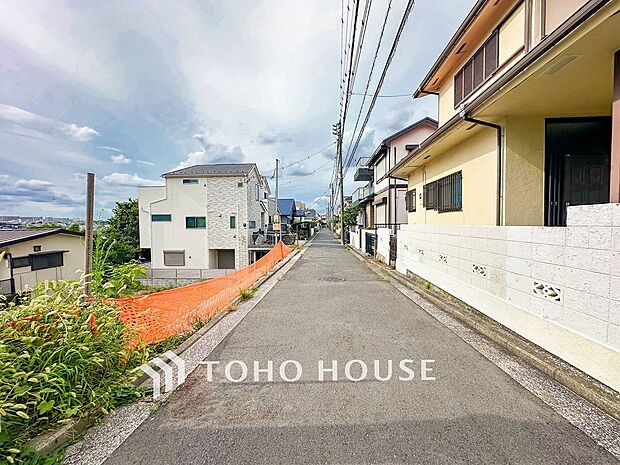 忙しく過ぎゆく日常を置き去るほど、ゆったりした時間が流れる住環境。