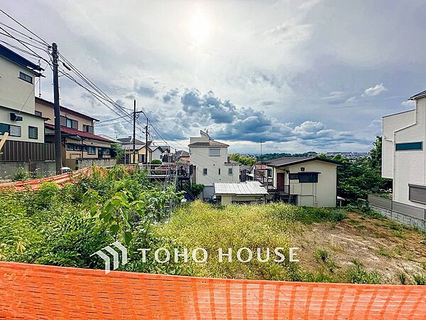 通風・採光にも優れ、心地よい光と風が溢れています。