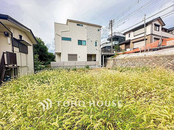 通風・採光にも優れ、心地よい光と風が溢れています。