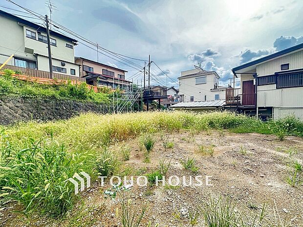 時間のゆとりと空間、爽やかな陽光がもたらす光と風を贅沢なまでに感じる暮らしが始まります。