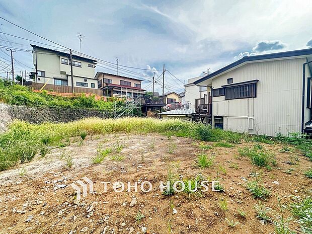 閑静な住宅地で小さなお子様がいるご家族にも安心な住環境が魅力です。