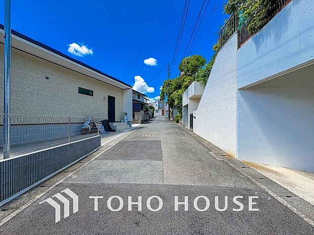 落ち着きのある閑静な住宅街。きっとここからご家族のかけがえのない想い出が作られることでしょう。