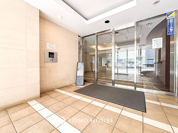 防犯対策の「オートロック」を採用。マンション住人以外の侵入を防ぐために設置しました。