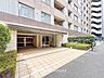 外観：流行に左右されず、将来にわたって価値が継続する「上質」な佇まい。