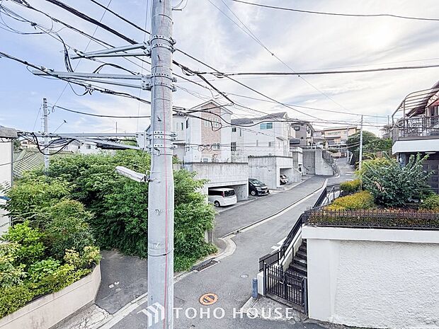 開放的で気持ちの良い眺望と青い空を満喫できます。