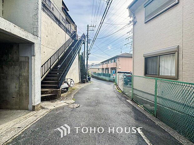 落ち着きのある閑静な住宅街。きっとここからご家族のかけがえのない想い出が作られることでしょう。