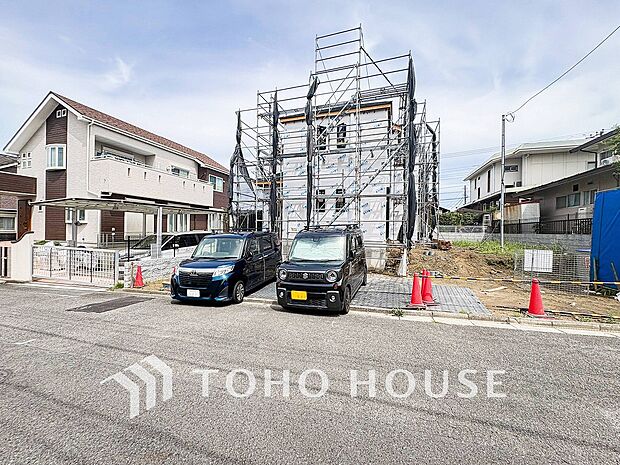 表現された空間は豊かな光と風を纏い、暮らしの時間を豊かにしてくれます。