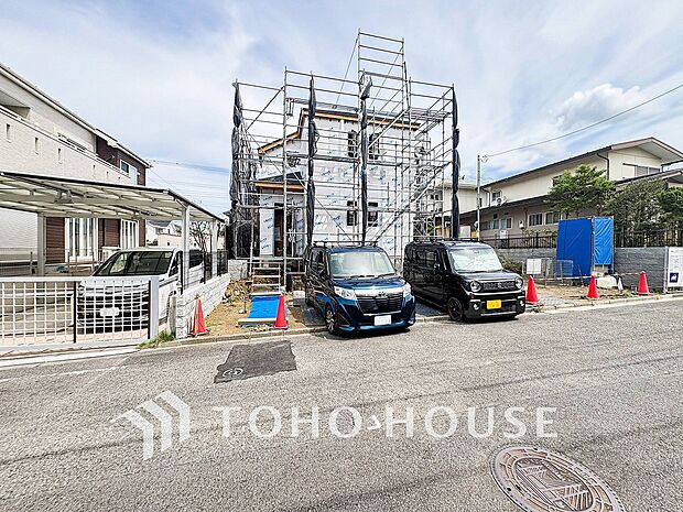 時代の流れに惑わされないシックなカラートーンで街並みに溶け込む外観。