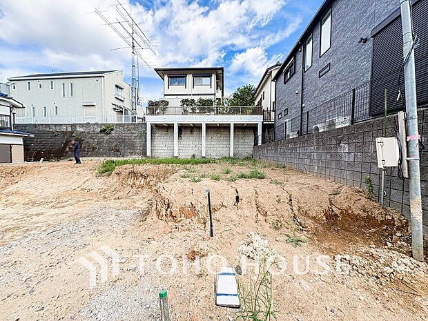 その他現地「日吉本町」駅まで徒歩圏内の閑静な住宅地です。