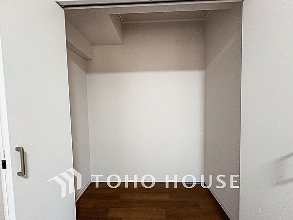 暮らし心地を大きく左右する収納を適材適所に配置。