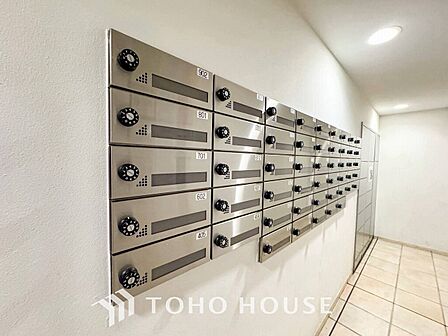取り出しやすい郵便受け。