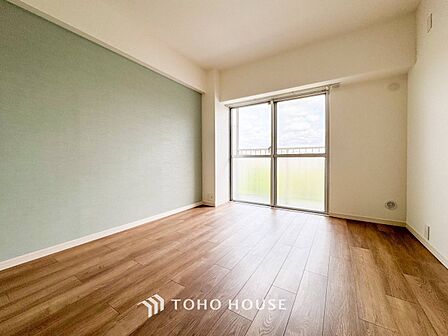家族一人ひとりの大切なプライベート空間。趣味・感性で個性的に飾って頂けるようシンプルに仕上げてあります。