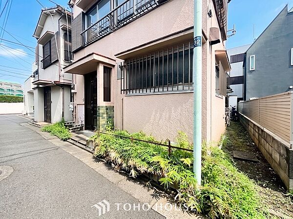 通風・採光にも優れ、心地よい光と風が溢れています。