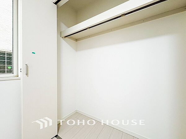 空間を余すところなく有効利用した収納は生活空間をより上質なものにしてくれるでしょう。