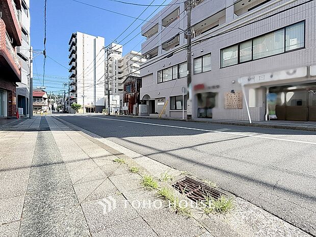 閑静な住宅街の一角、ひと時のくつろぎが生まれ、ゆっくりと愛着が育まれていきます。