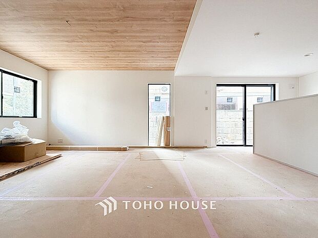 ご家族やお客様との時間など、多くの時を刻む空間。何気なく過ぎる時でさえも上質なひと時に。
