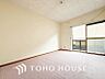 洋室：うららかな陽射しがどのお部屋にも降り注ぐよう、快適さを追求した間取設計。