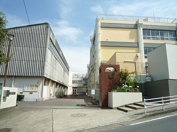 横浜市立中尾小学校